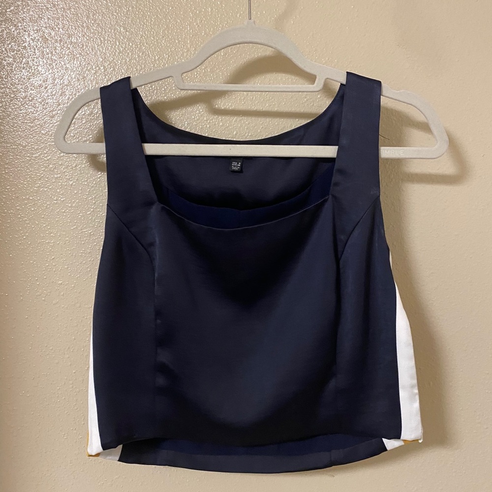 Crop top (part of a set)